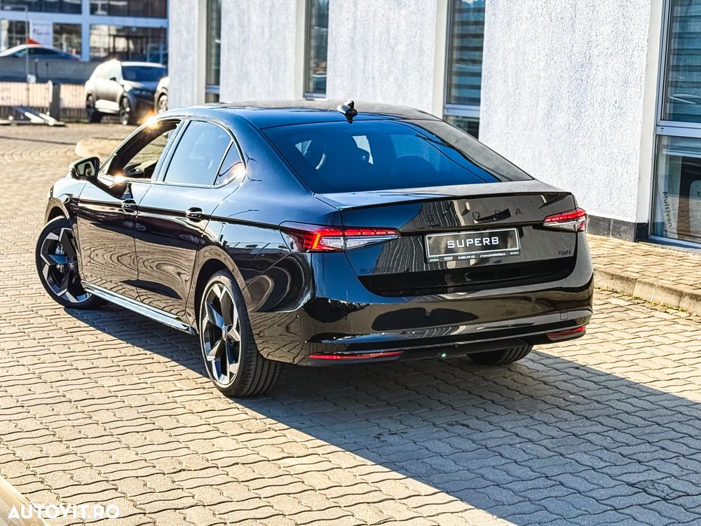 Skoda Superb 2.0 TDI 193 CP 4x4 DSG Sportline - 32