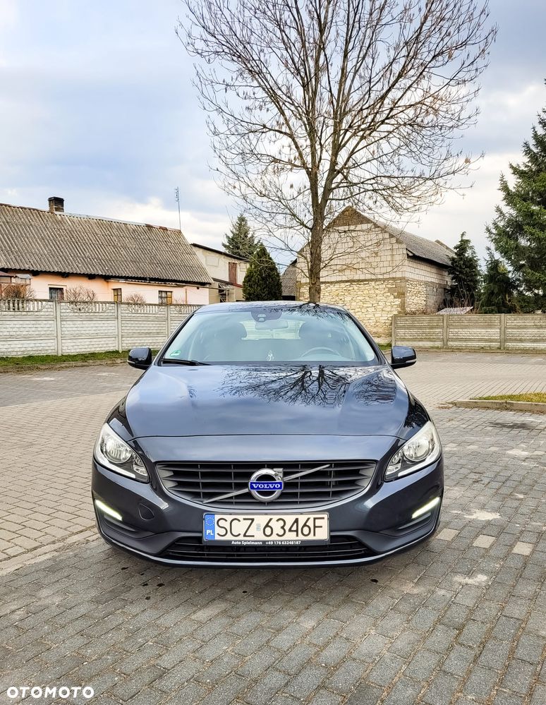 Volvo V60 D3 Geartronic Kinetic - 9