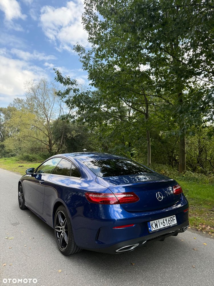 Mercedes-Benz Klasa E 220 d Coupe 4-Matic 9G-TRONIC - 5