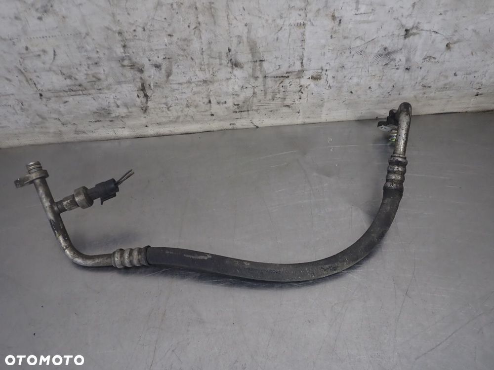 PRZEWÓD KLIMATYZACJI RENAULT TRAFIC II 1.9 - 2