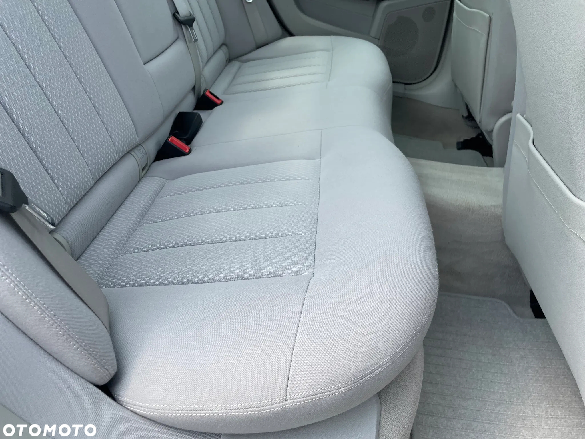 Mercedes-Benz Klasa E 350 CGI BlueEffICIENCY Avantgarde - 28