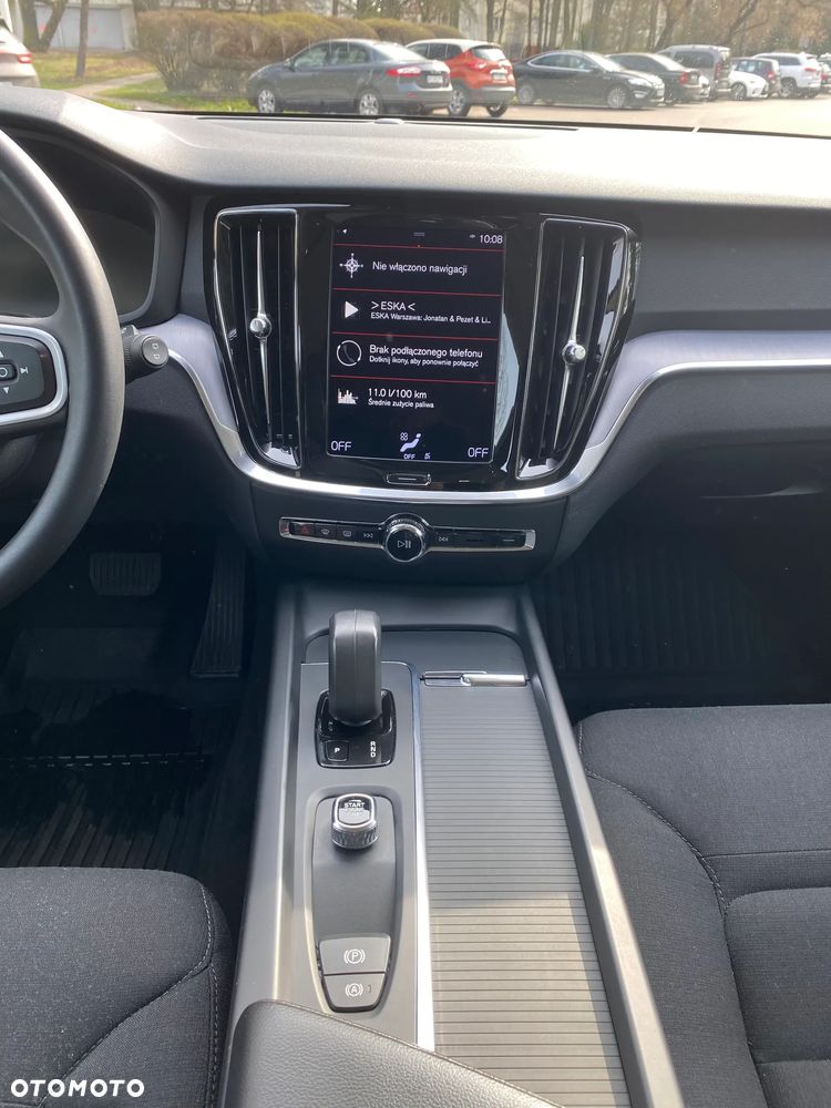 Volvo V60 B3 B Momentum Core - 23