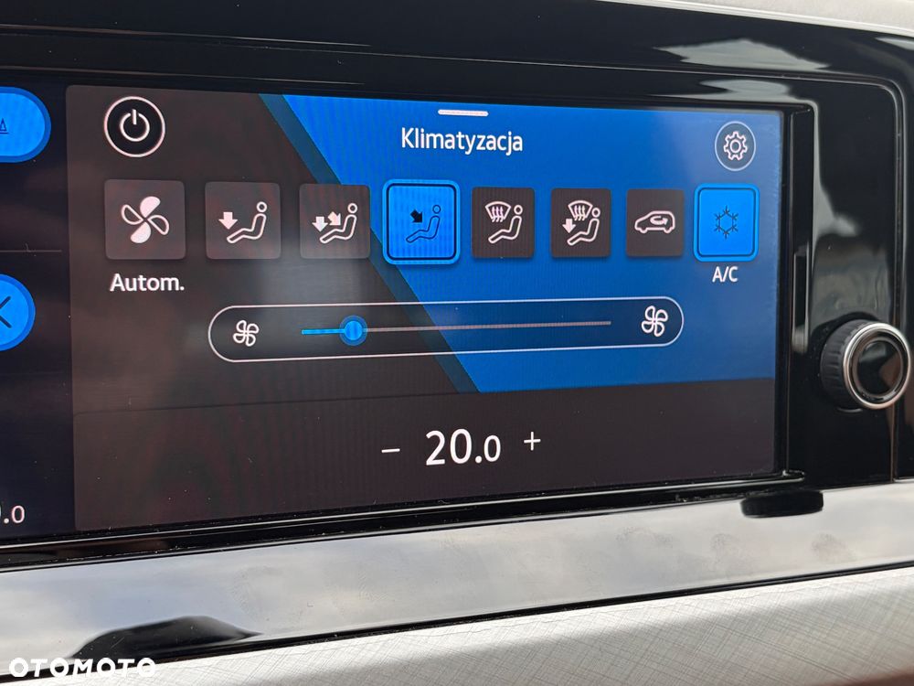 Volkswagen Golf 2.0 TDI Life - 28
