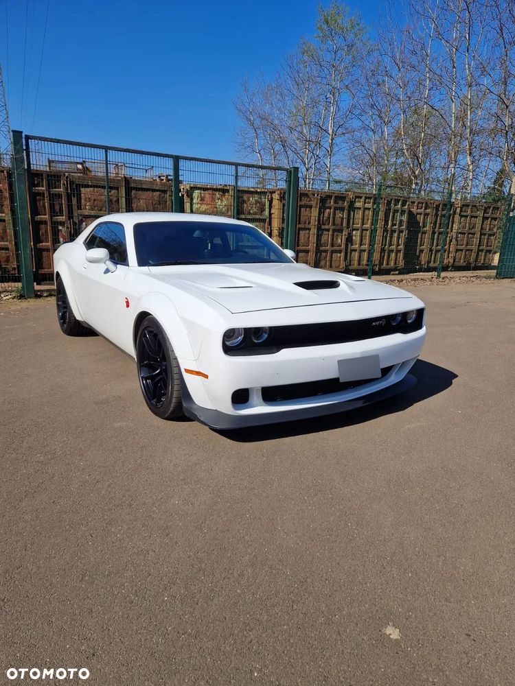 Dodge Challenger 6.2 Hellcat Widebody - 6