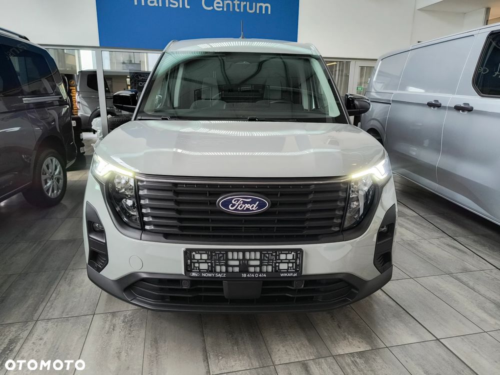 Ford Transit Courier - 2