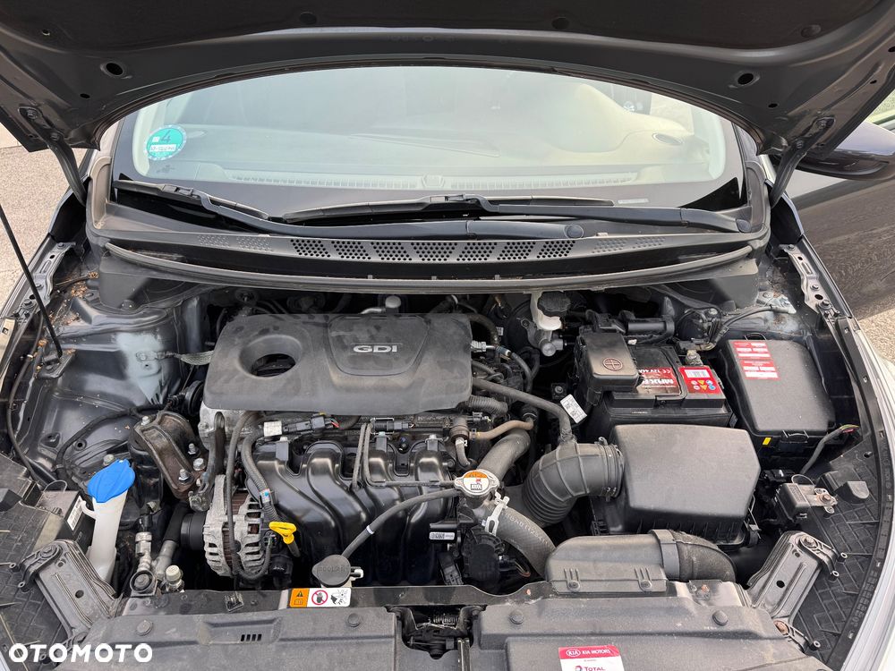 Kia Ceed 1.6 GDI ISG Platinum Edition - 34