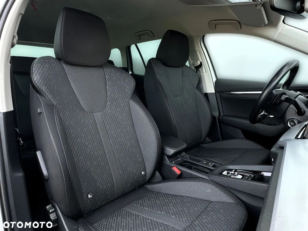 Skoda Octavia 2.0 TDI SCR Style DSG - 32