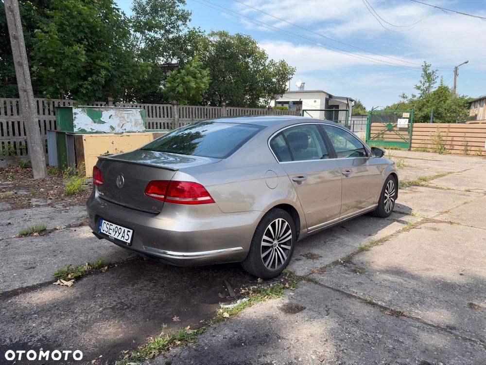 Volkswagen Passat - 6