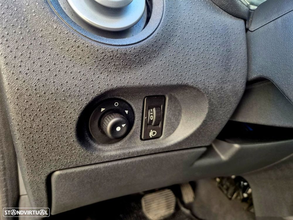 Citroën C2 1.4 HDi SX Pack Sensodrive - 25