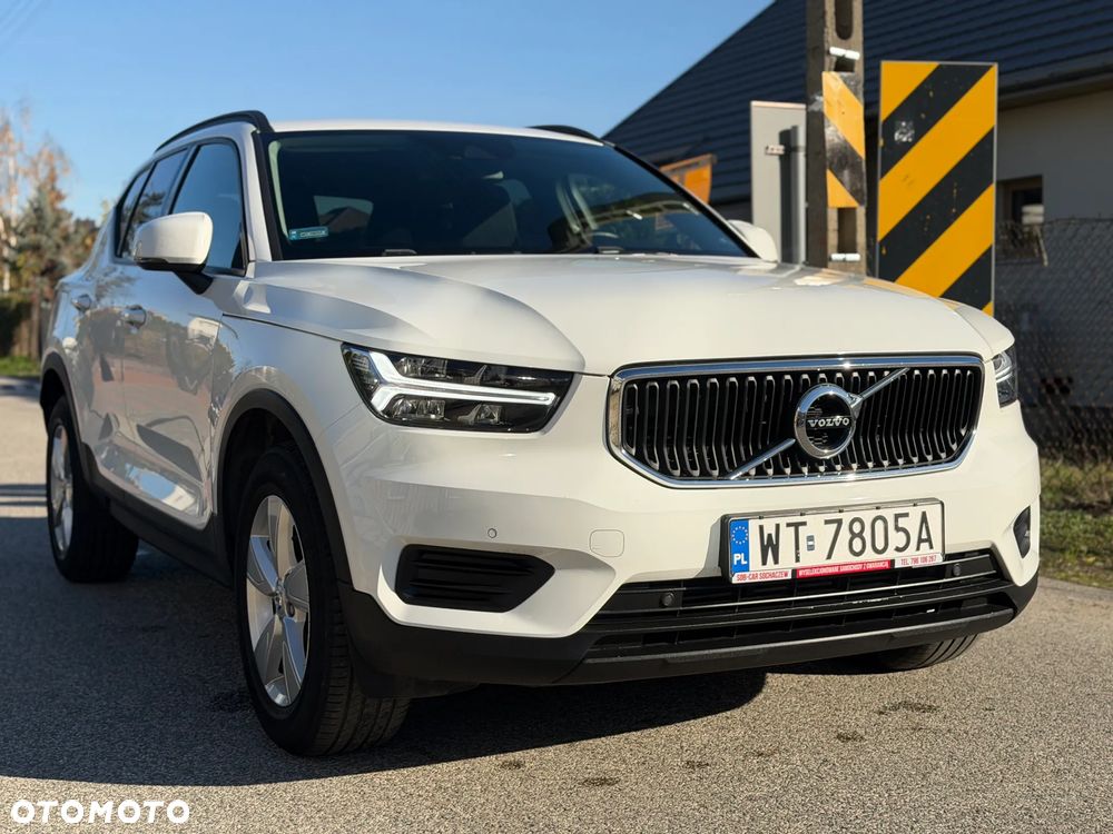 Volvo XC 40 T3 Momentum - 6