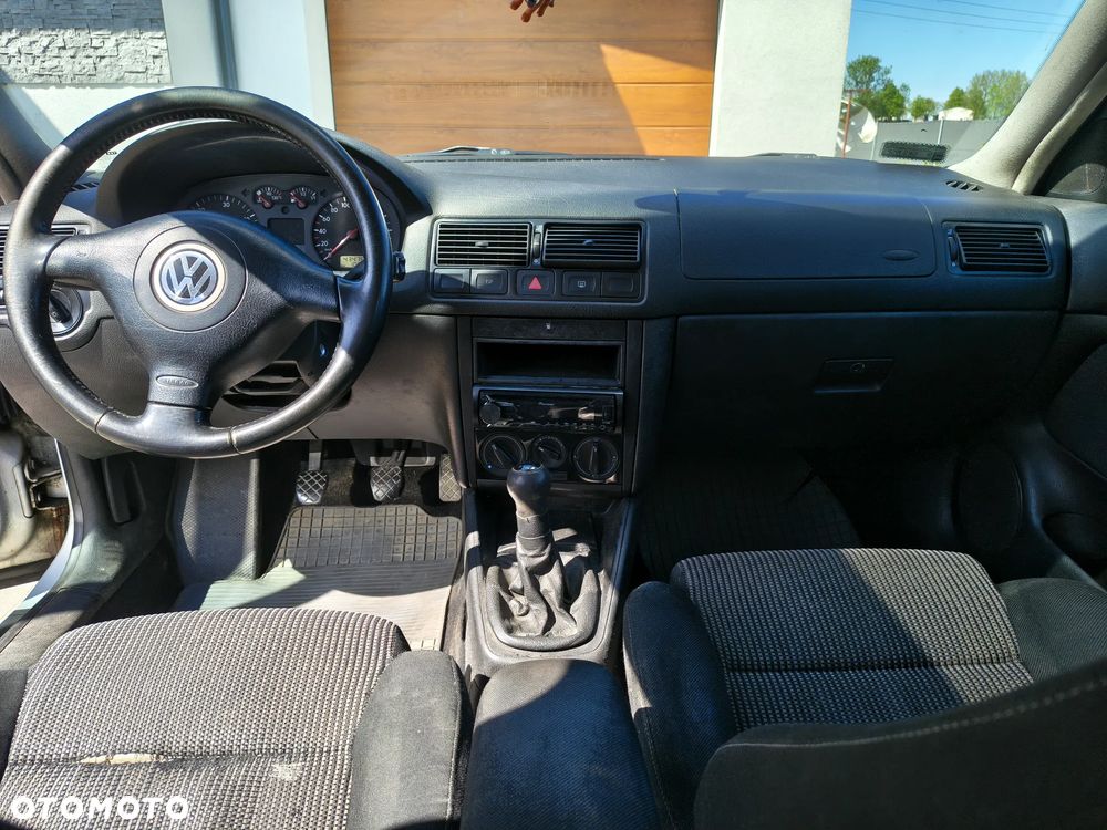 Volkswagen Golf 1.9 TDI Trendline - 6