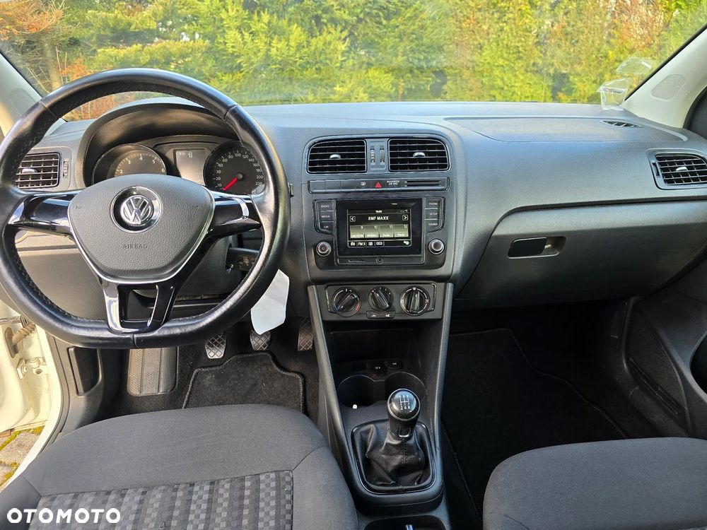 Volkswagen Polo 1.0 Comfortline - 16