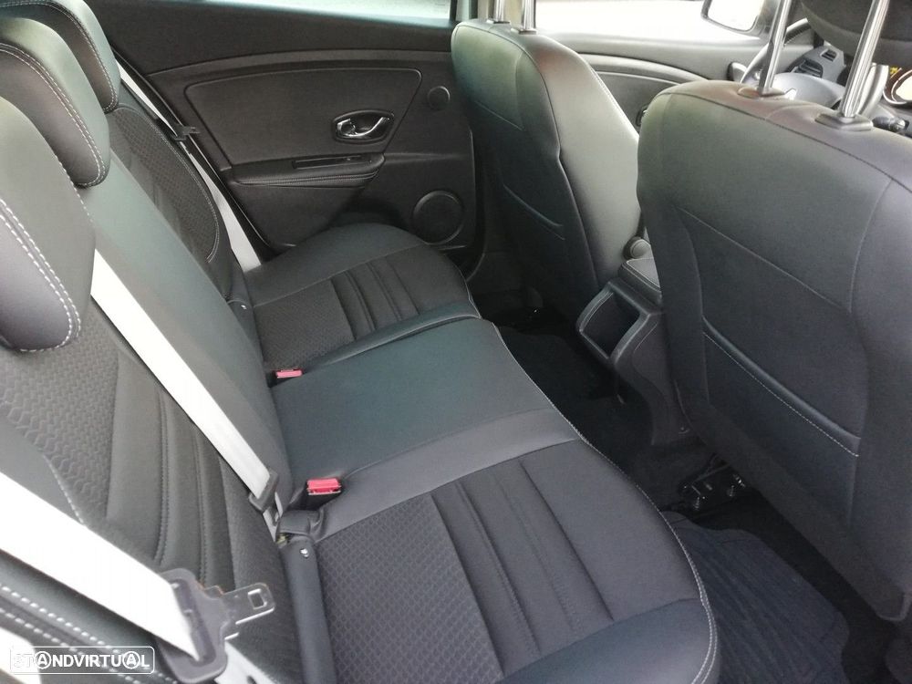 Renault Mégane 1.5 dCi Bose Edition SS - 16