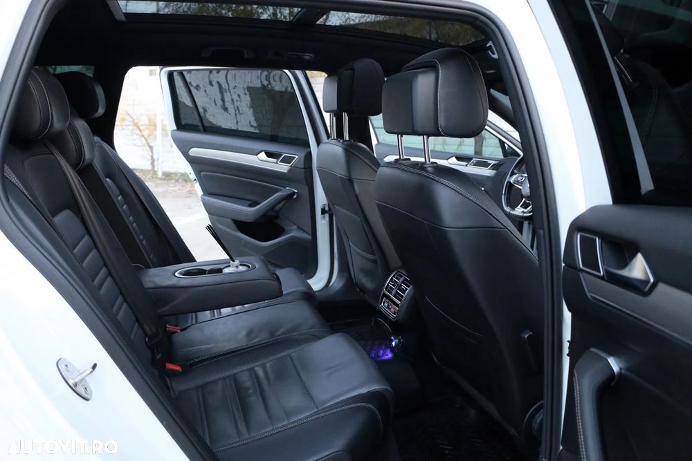 Volkswagen Passat Variant 2.0 TDI SCR 4Motion DSG (BMT) Highline - 15