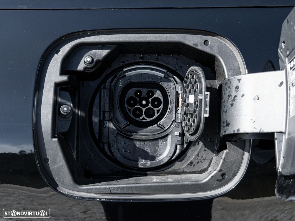 Mercedes-Benz CLA 250 - 46