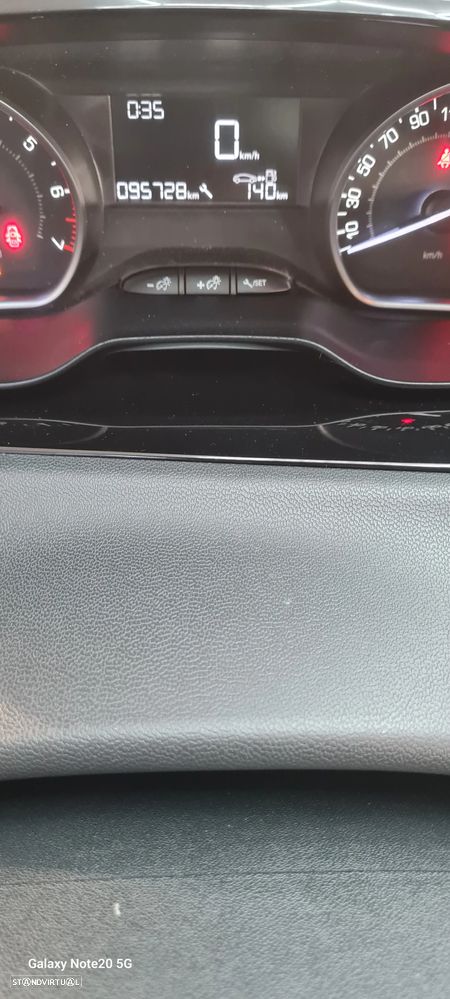 Peugeot 208 PureTech 68 Active - 14