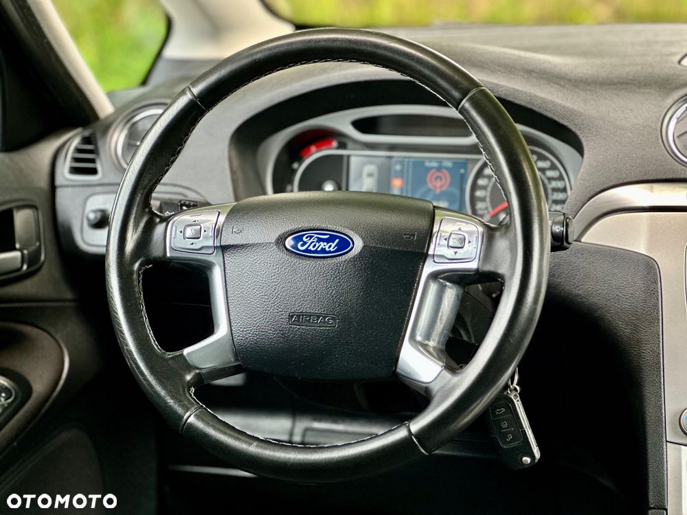 Ford S-Max 2.0 TDCi Titanium - 13