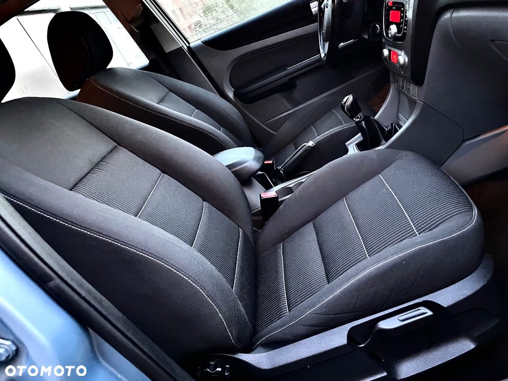 Ford Focus 1.8 Titanium - 18