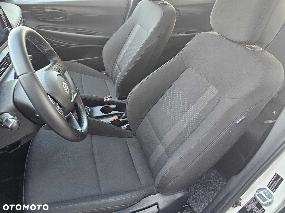 Hyundai i20 1.2 Modern - 12
