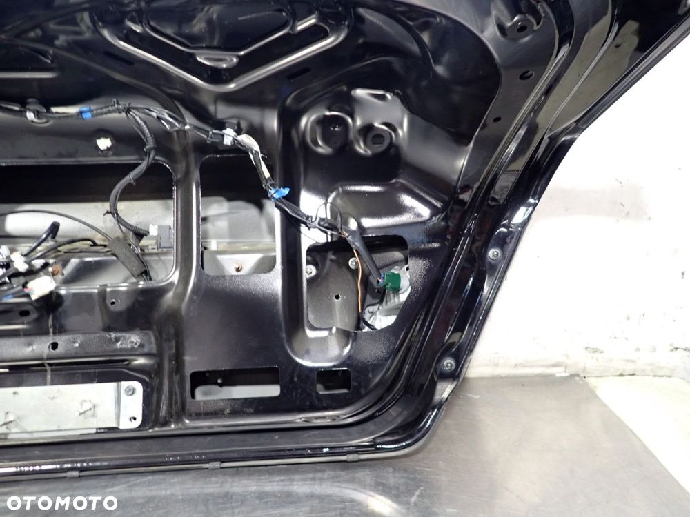 KLAPA TYŁ BAGAŻNIKA INFINITI M37X KOL: GAC - 20