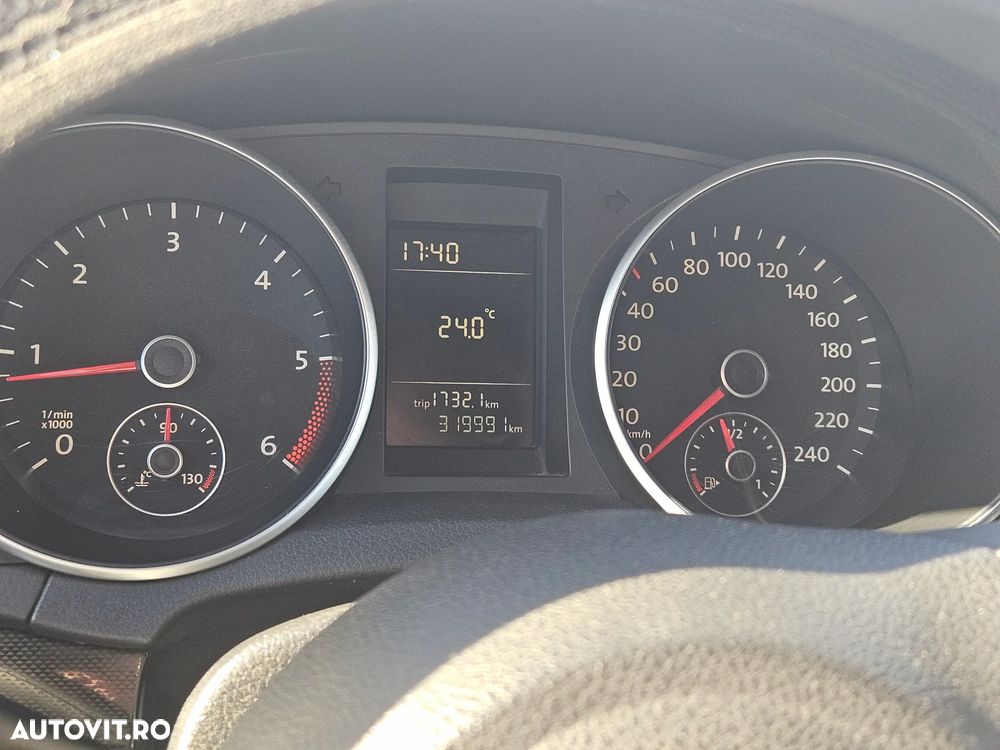 Volkswagen Golf 1.6 TDI DPF Comfortline - 3