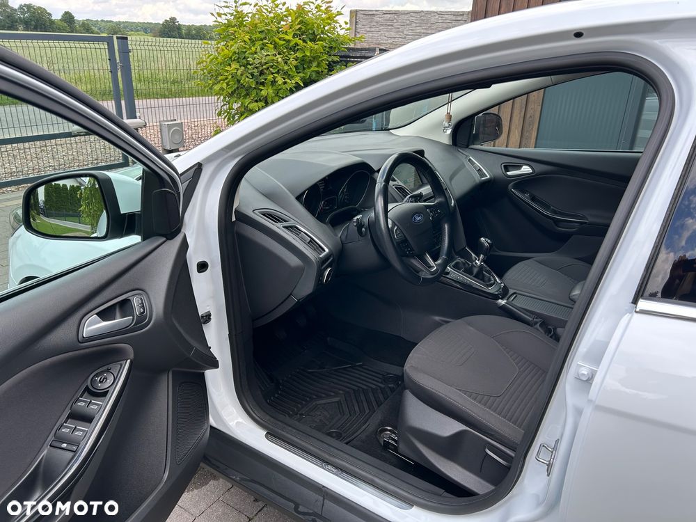 Ford Focus 1.5 TDCi Titanium - 8