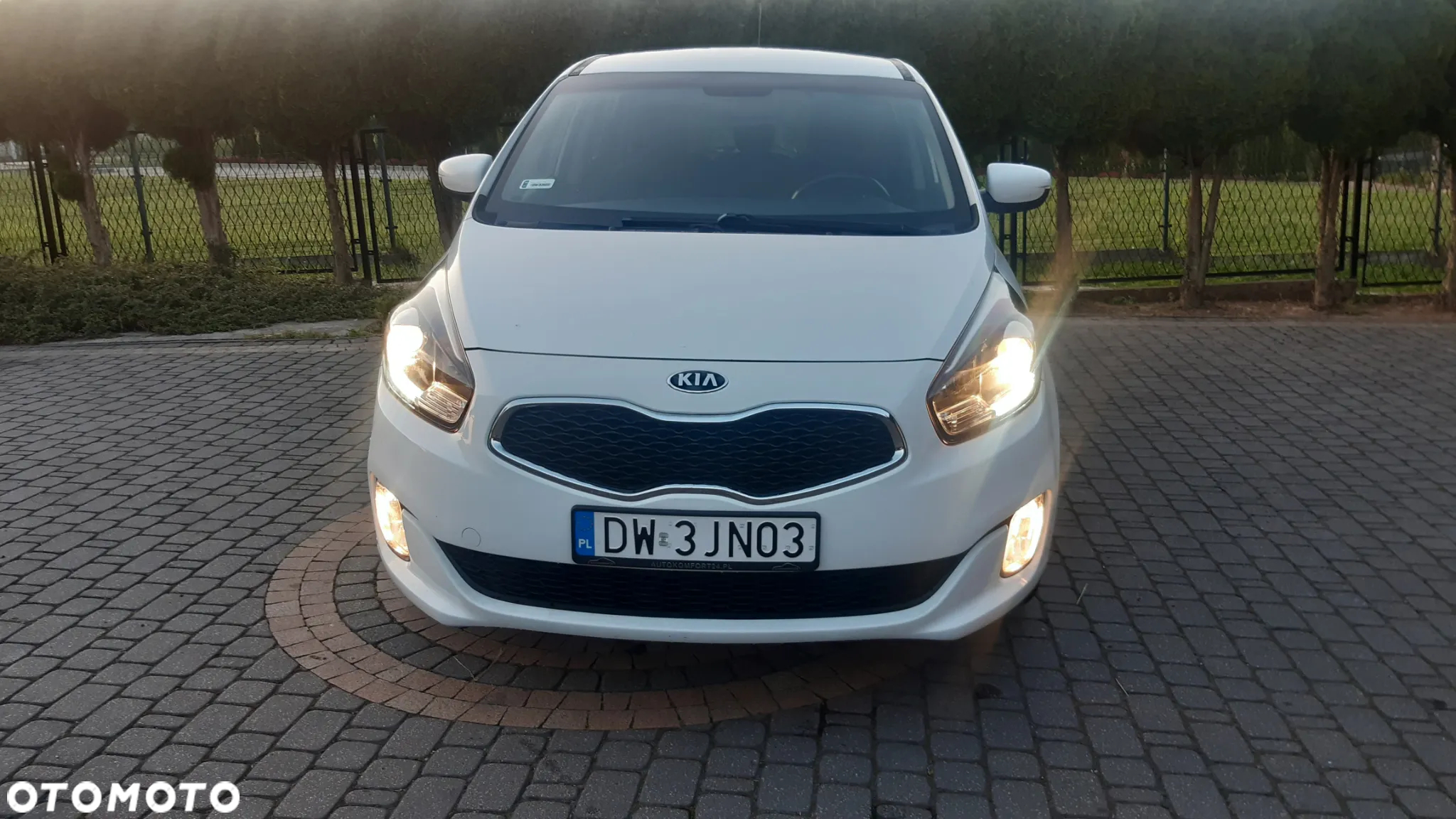 Kia Carens 1.7 CRDi L - 25