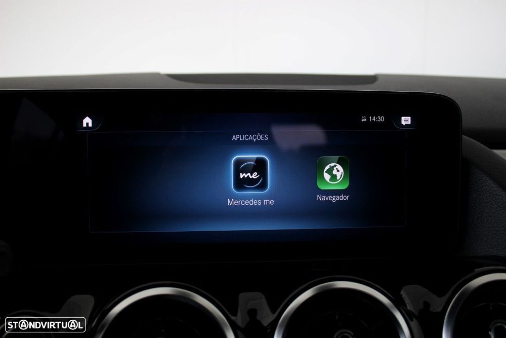 Mercedes-Benz GLA 180 d AMG Line - 38