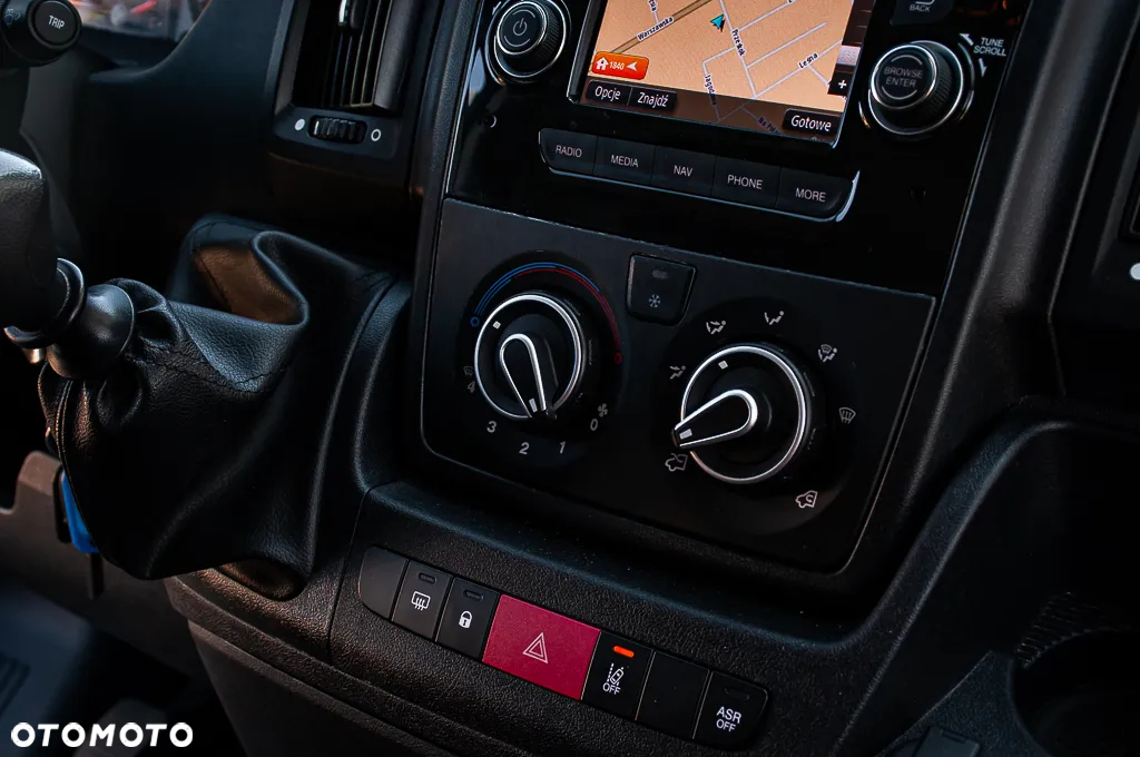Citroën Jumper 2.2 Hdi 140km L2H2 Navi Kamera Aystent Ruchu El. Skl. Lusterka Tempomat - 33