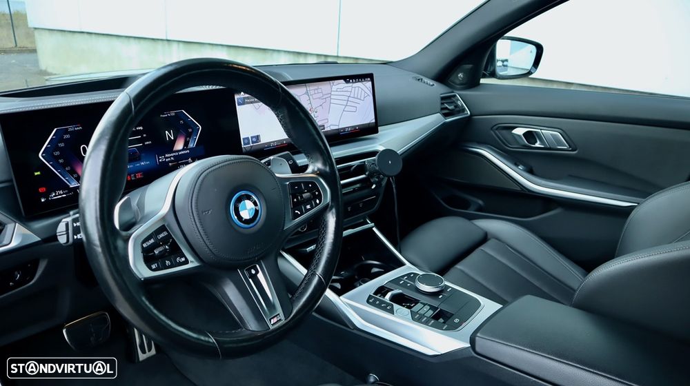 BMW 330 e xDrive Aut. M Sport - 18