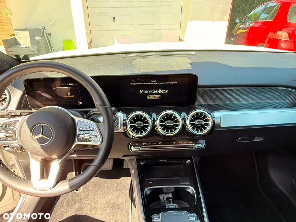 Mercedes-Benz GLB 250 8G-DCT Style - 20