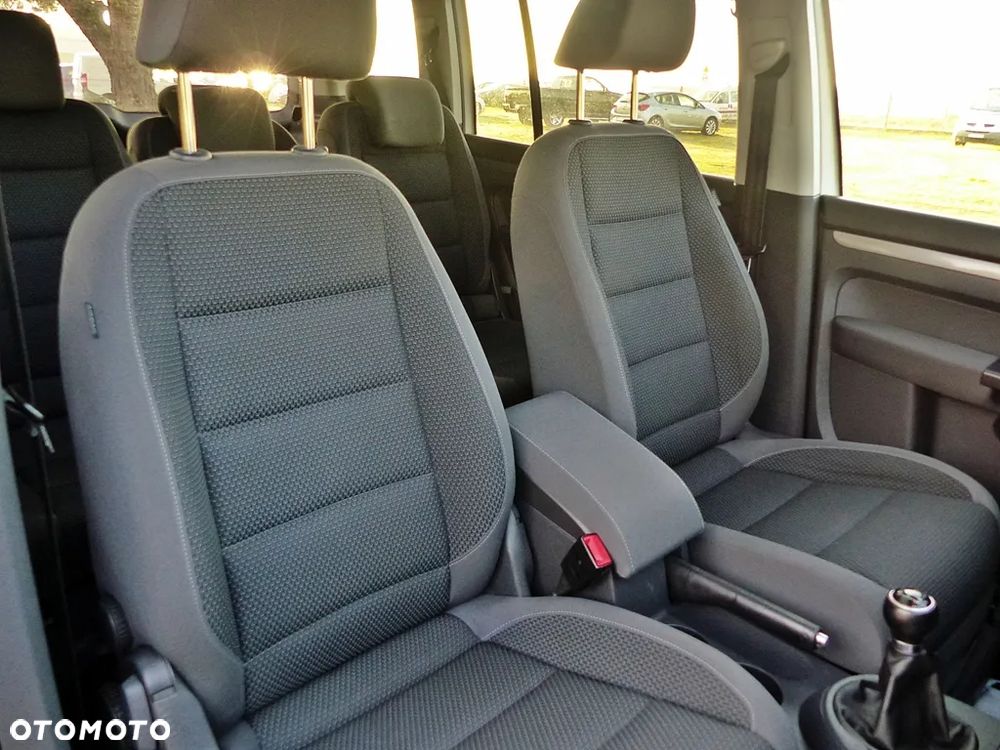 Volkswagen Touran 1.2 TSI BlueMotion Technology Comfortline - 27