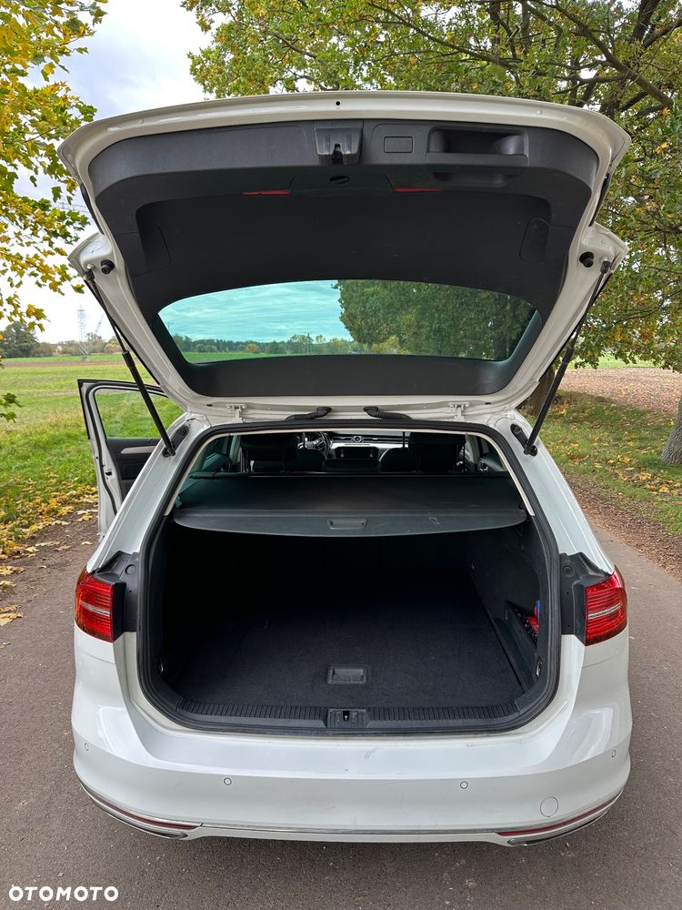 Volkswagen Passat Variant 2.0 TSI BMT Highline DSG - 15