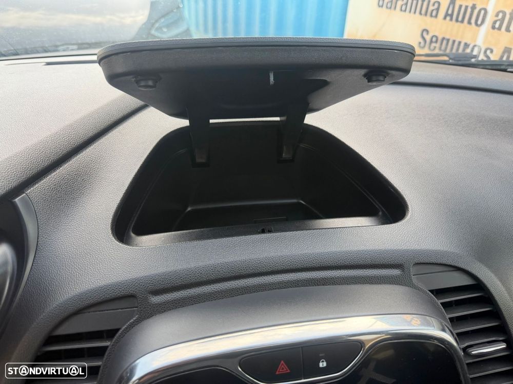 Renault Captur 1.2 TCe Exclusive EDC - 22