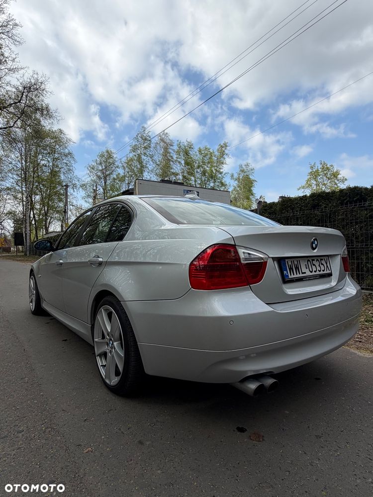 BMW Seria 3 325i - 8