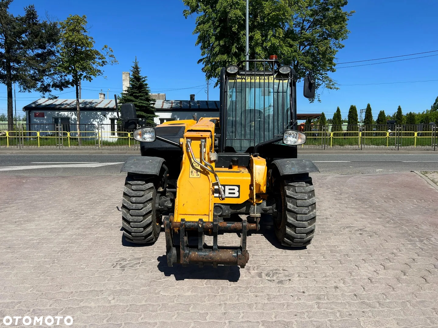JCB 525-60 Hi-Viz - 4