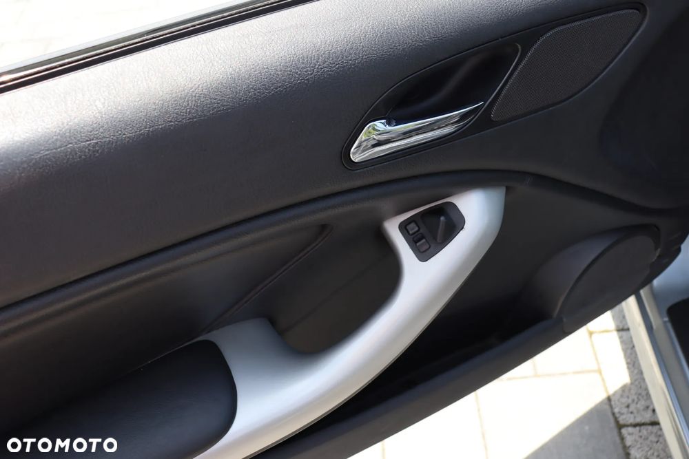 BMW Seria 3 325 Ci - 8