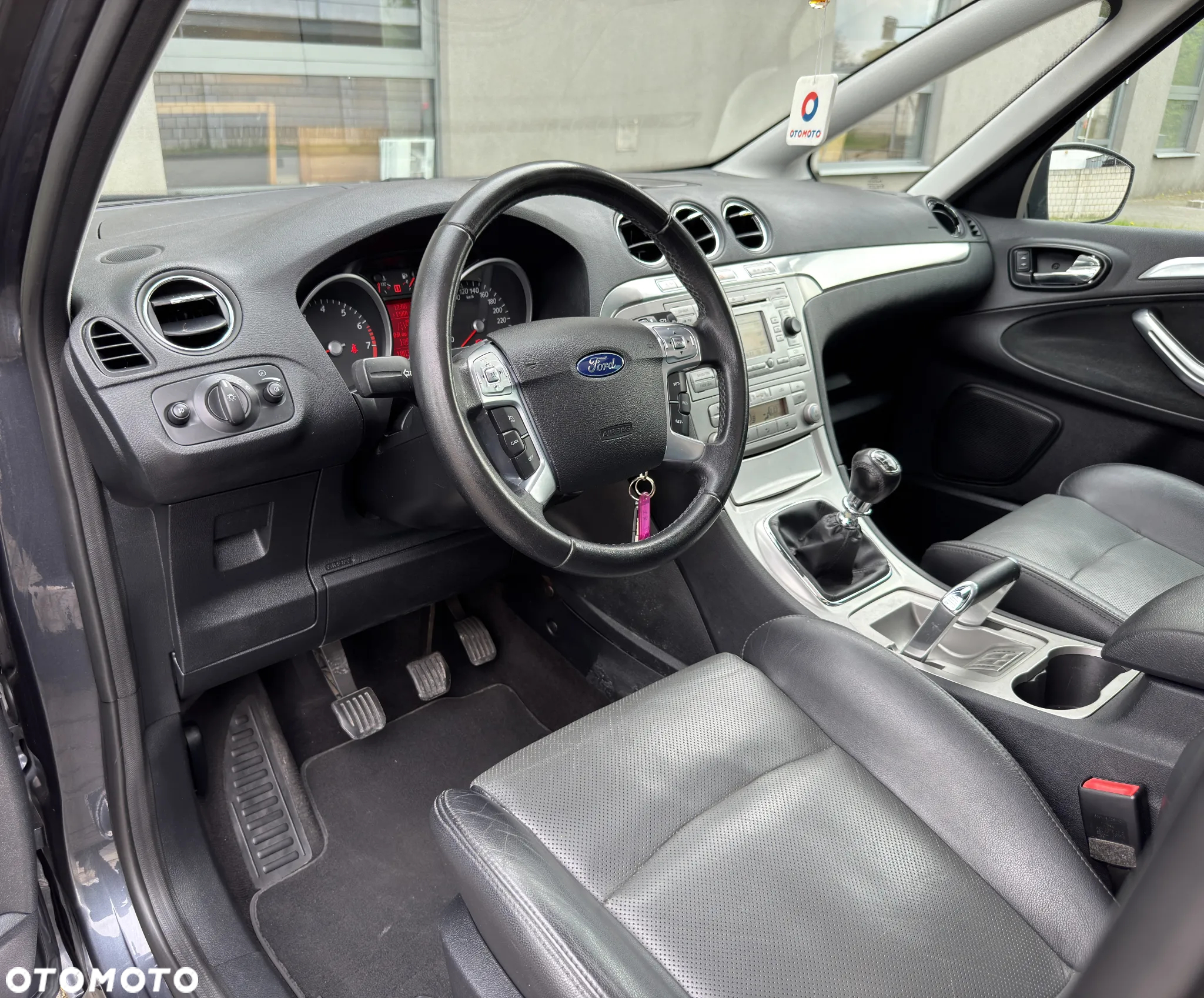 Ford S-Max 2.5 Titanium - 15