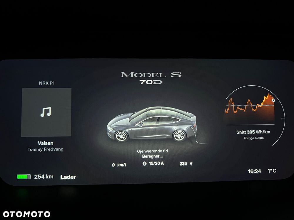 Tesla Model S - 7