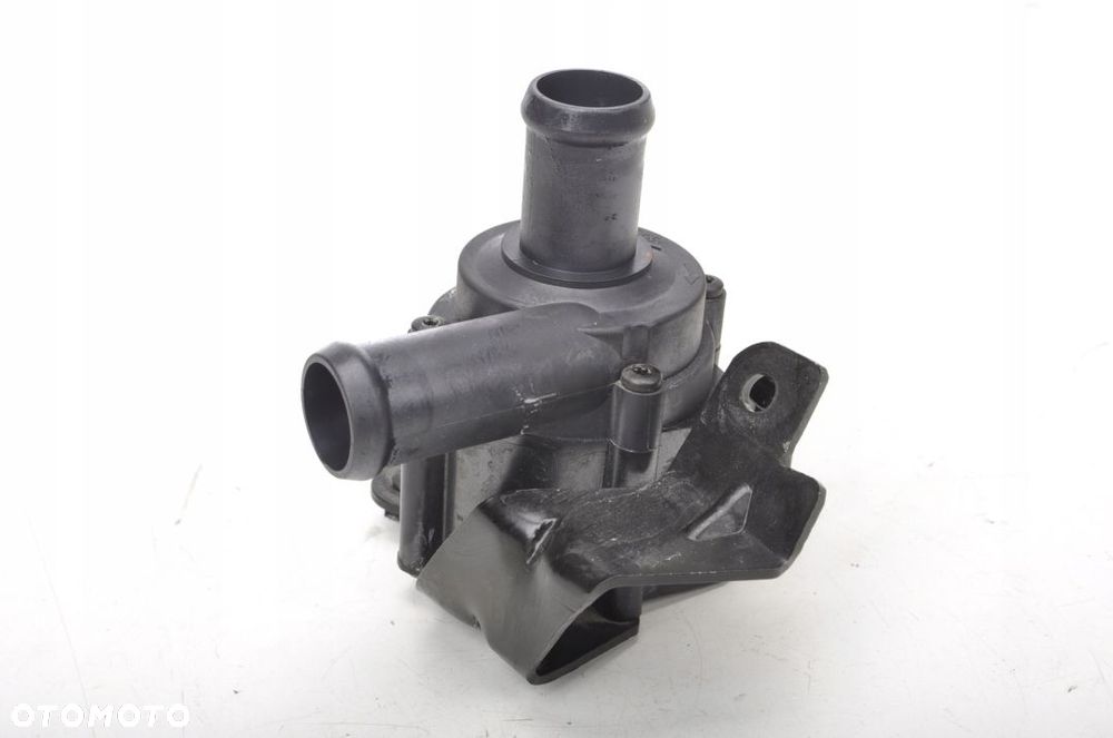 ASTON MARTIN DB11 5.2 POMPKA WODY 7.05504.04.0 - 5