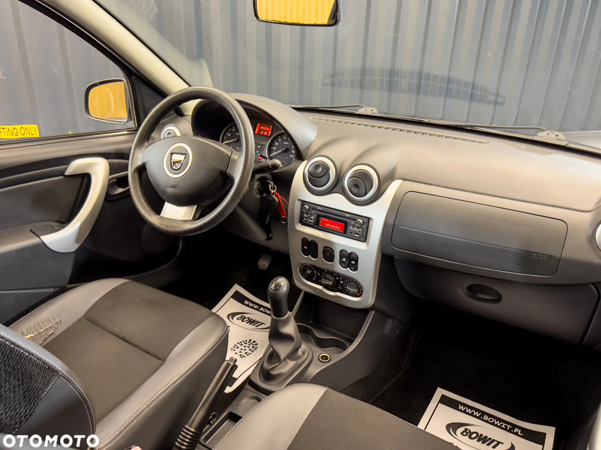 Dacia Sandero 1.5 dCi Laureate - 2