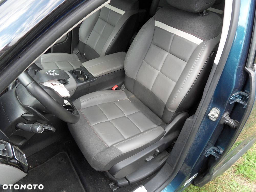 Citroën C5 Aircross 180 e-EAT8 MAX - 17