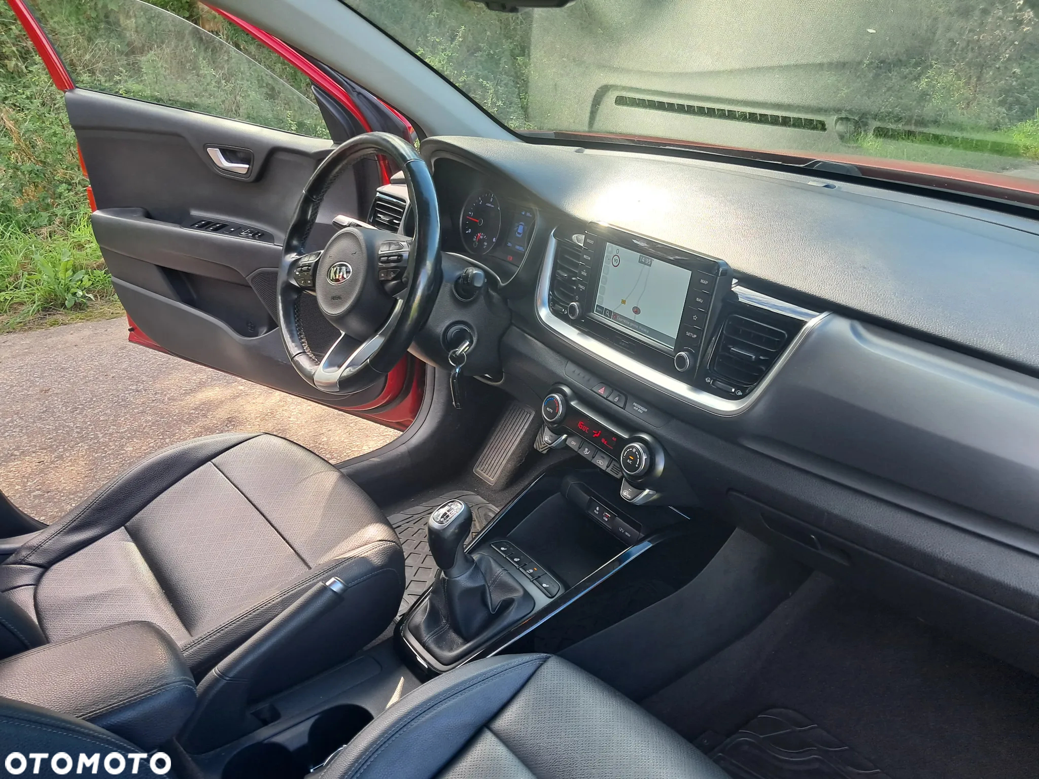 Kia Stonic 1.6 CRDi Platinum Edition - 8