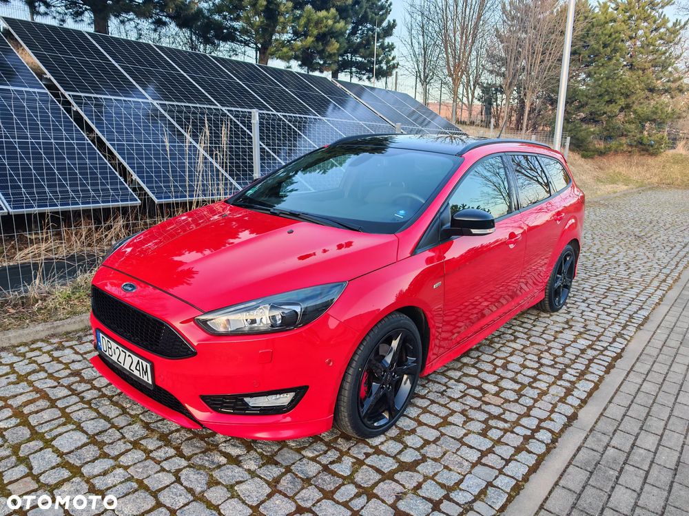 Ford Focus 1.5 EcoBoost ST-Line Red ASS - 1