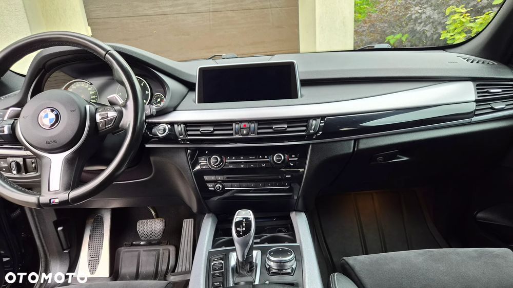 BMW X5 xDrive25d - 17