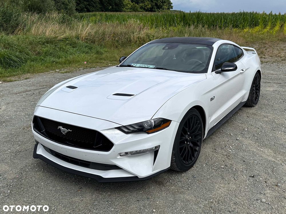 Ford Mustang - 4
