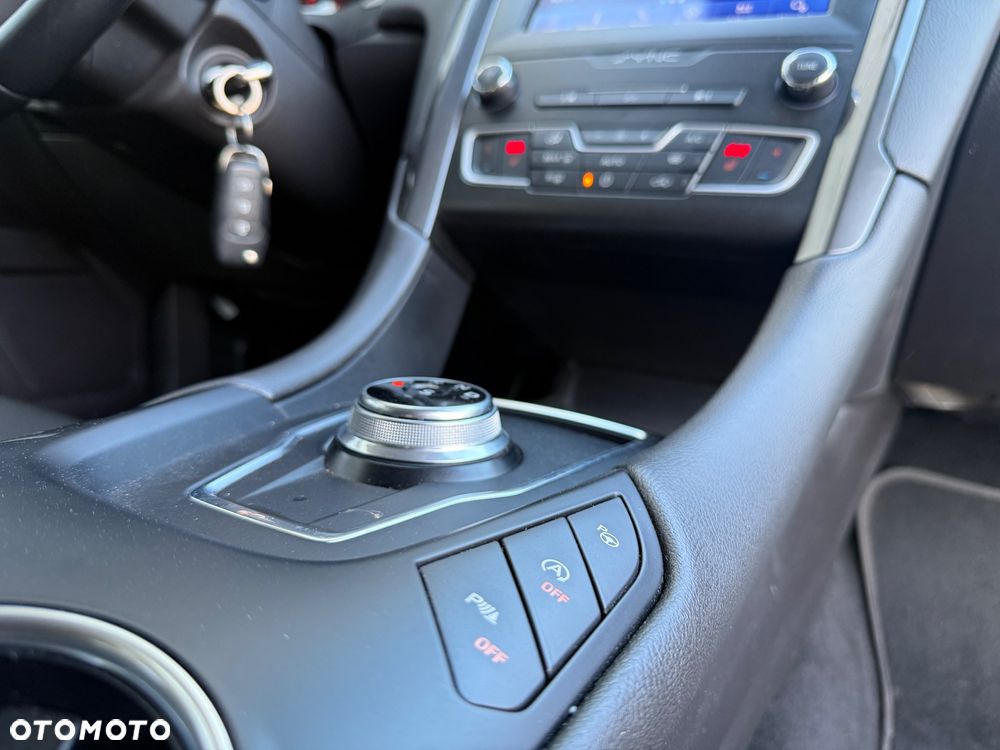 Ford Mondeo 2.0 TDCi Titanium PowerShift - 31