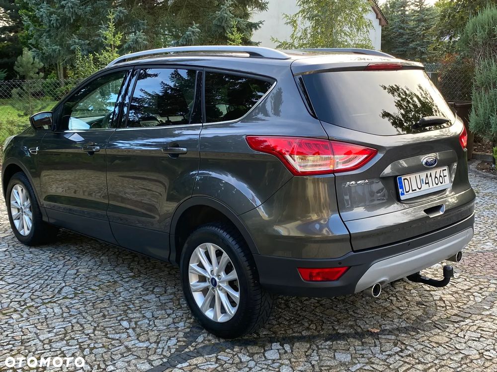 Ford Kuga 2.0 TDCi 4x4 Titanium - 4