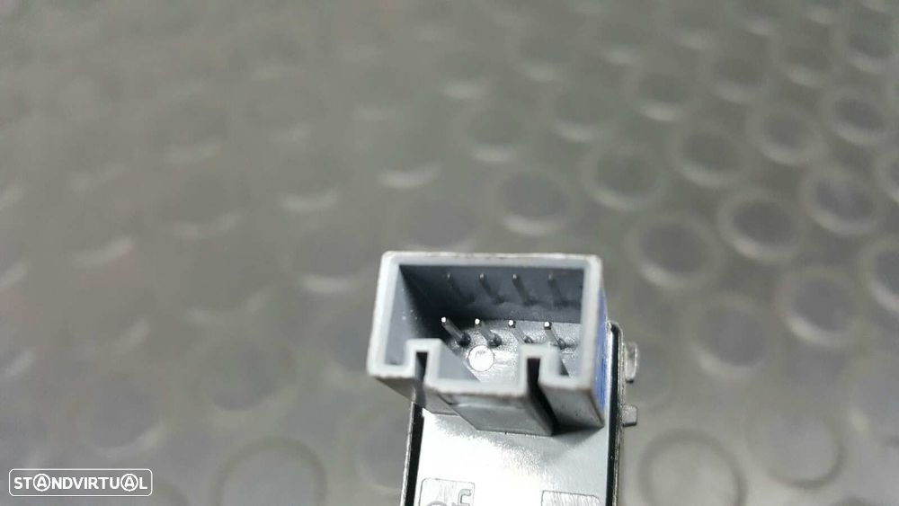 COMANDO DO ELEVADOR FRENTE DIREITO SEAT IBIZA (6J5) STYLANCE / STYLE - 8