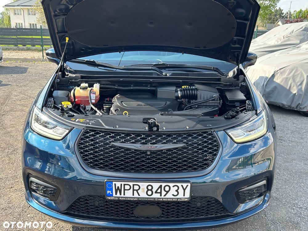 Chrysler Pacifica - 10